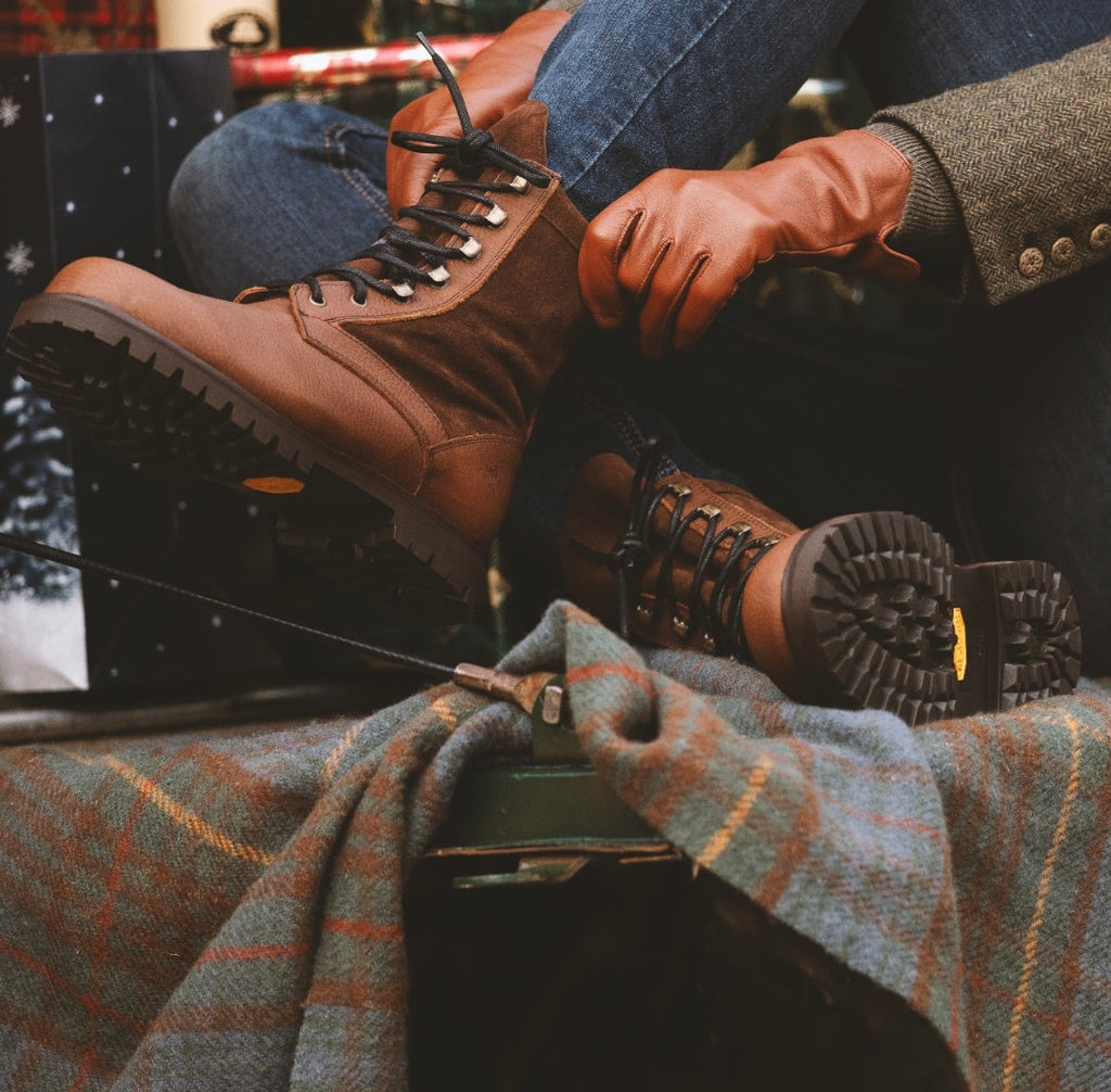 Men’s safari boots